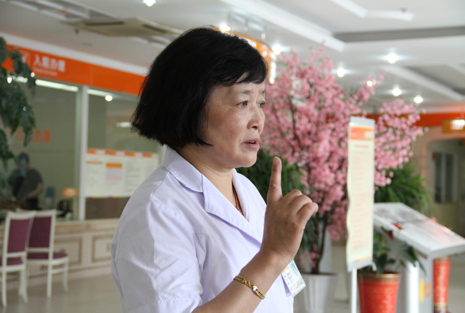 她叫季美丽，是患者事务中心普通的一员，是患者心目中的